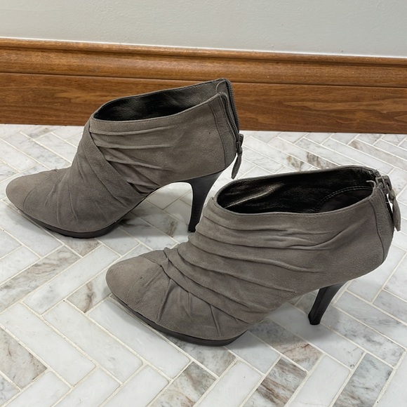 Banana Republic Gray Suede Booties - Picture 5 of 5